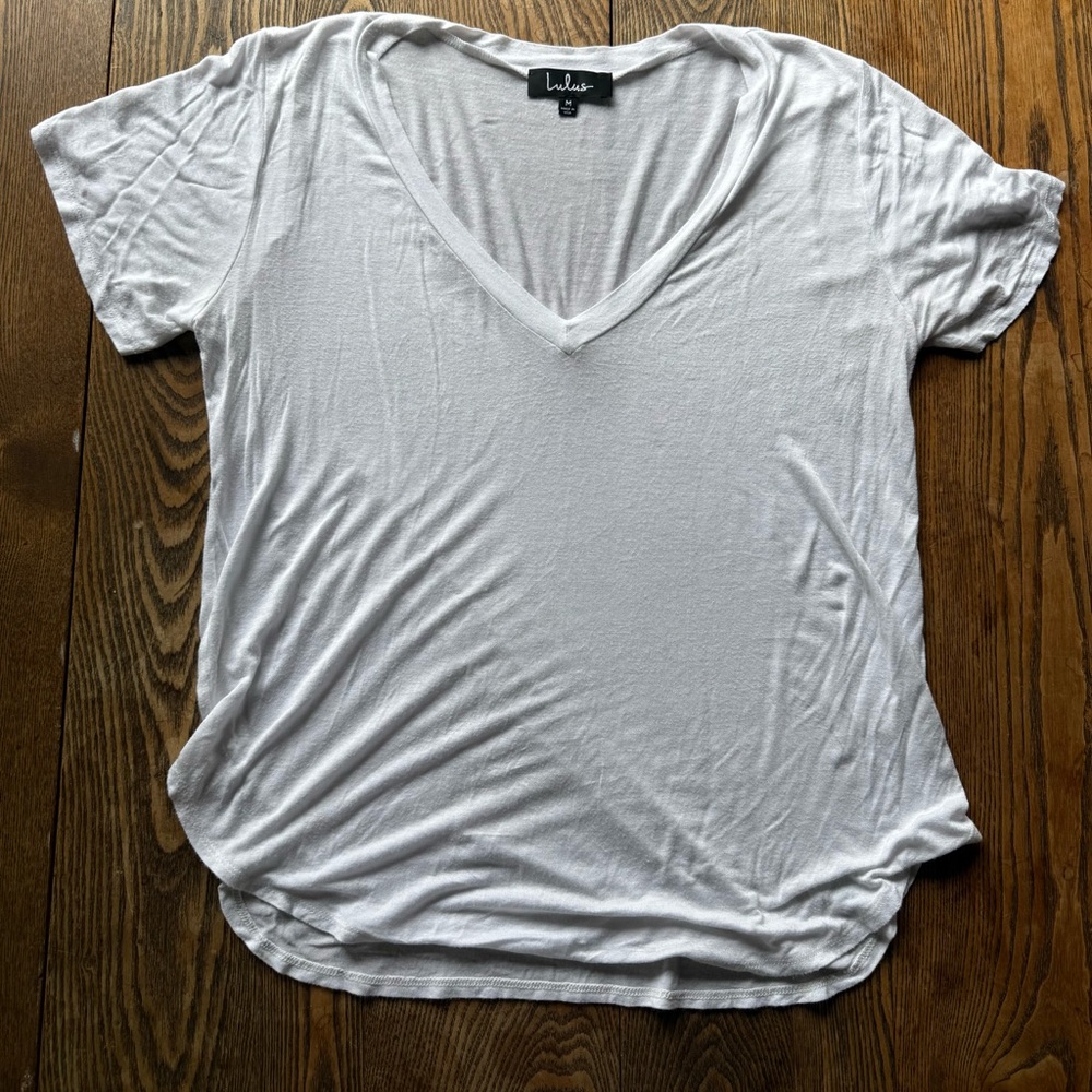 Lulu's Soft White V-Neck Tee